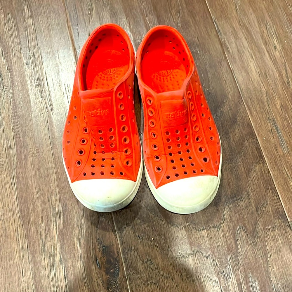 Red natives Sz 10